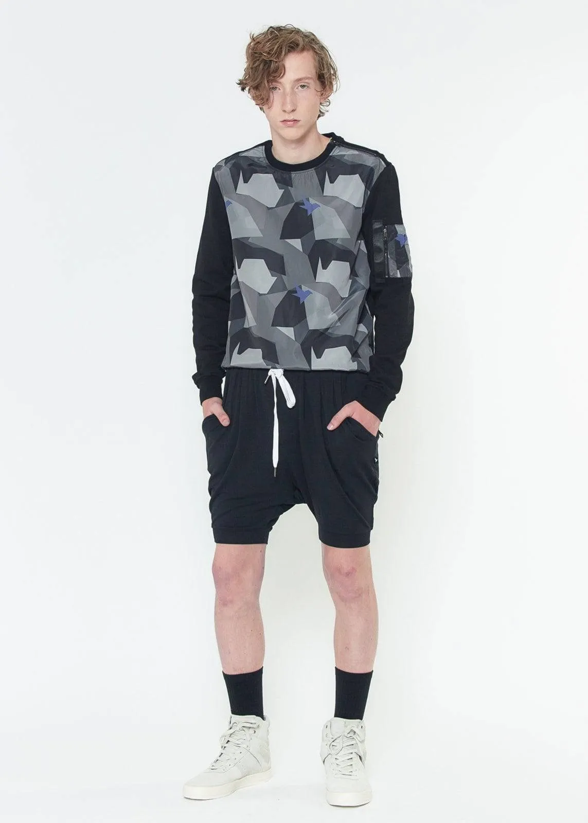 Konus Men's Rib Cuffed Shorts in Light Weight Knit Fabric in Black