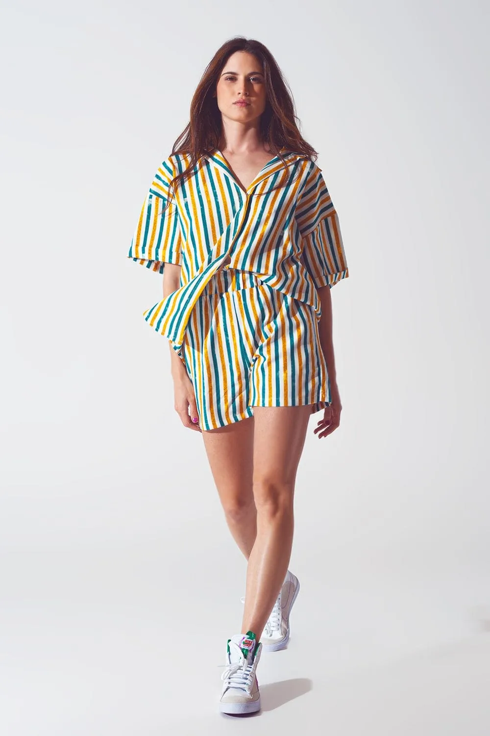 Shorts In Green Stripes