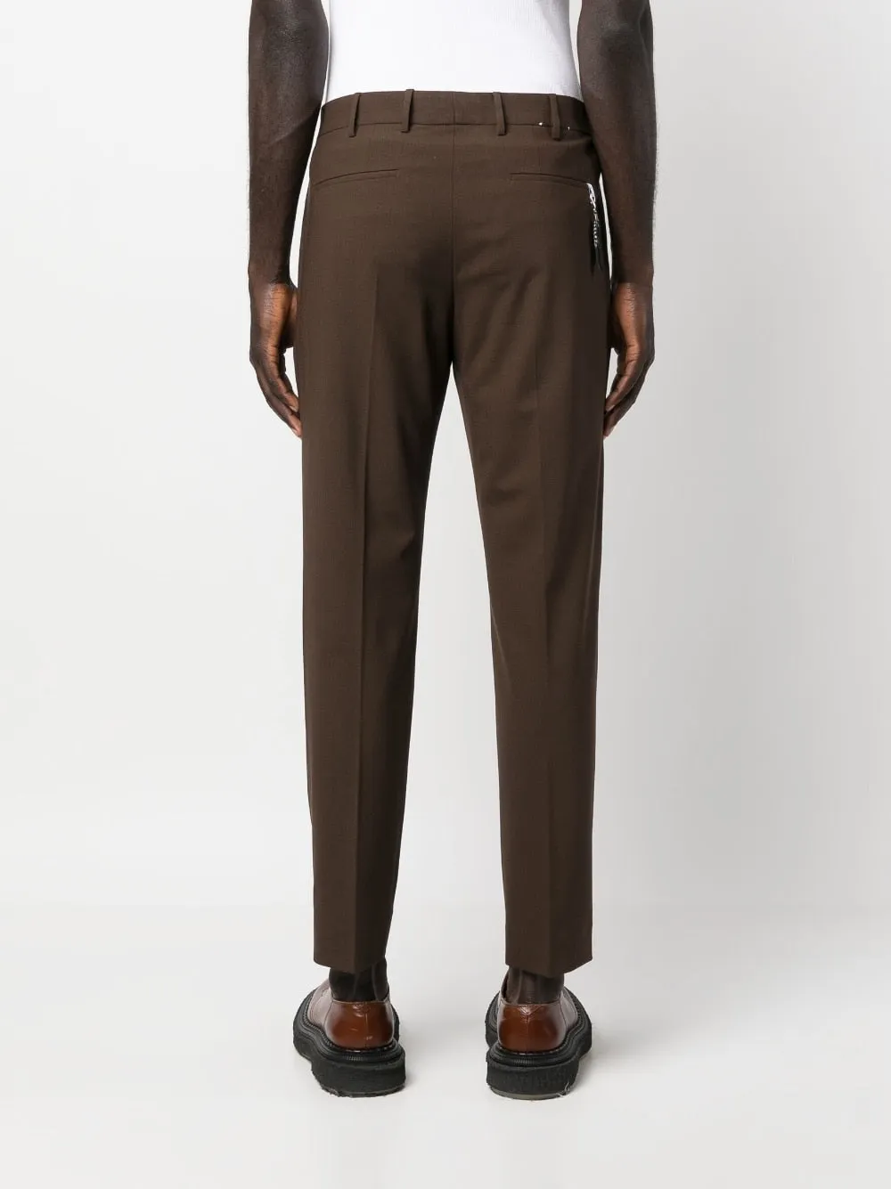 straight-leg trousers