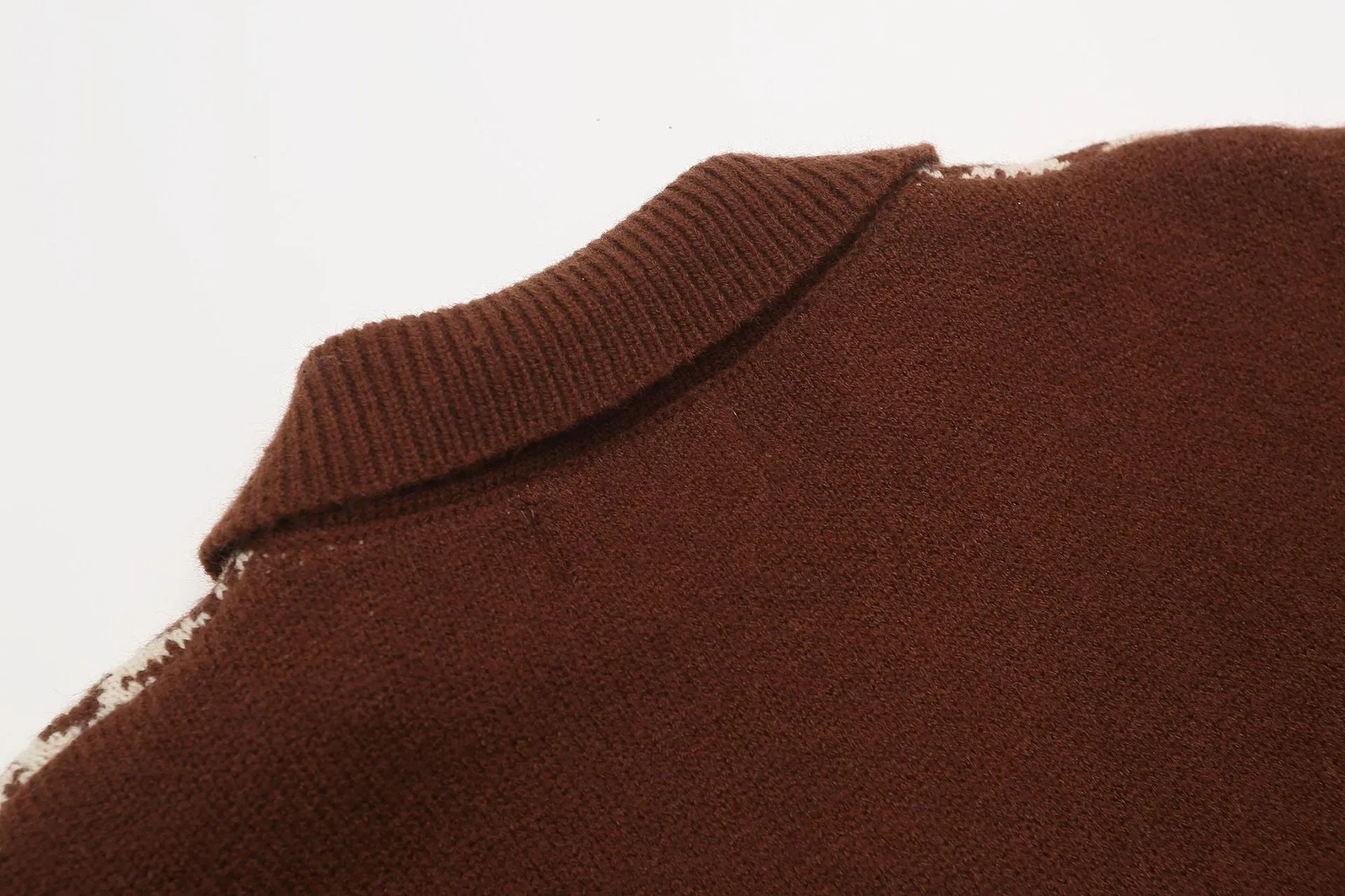 Vintage Knit Sweater Patterned Design