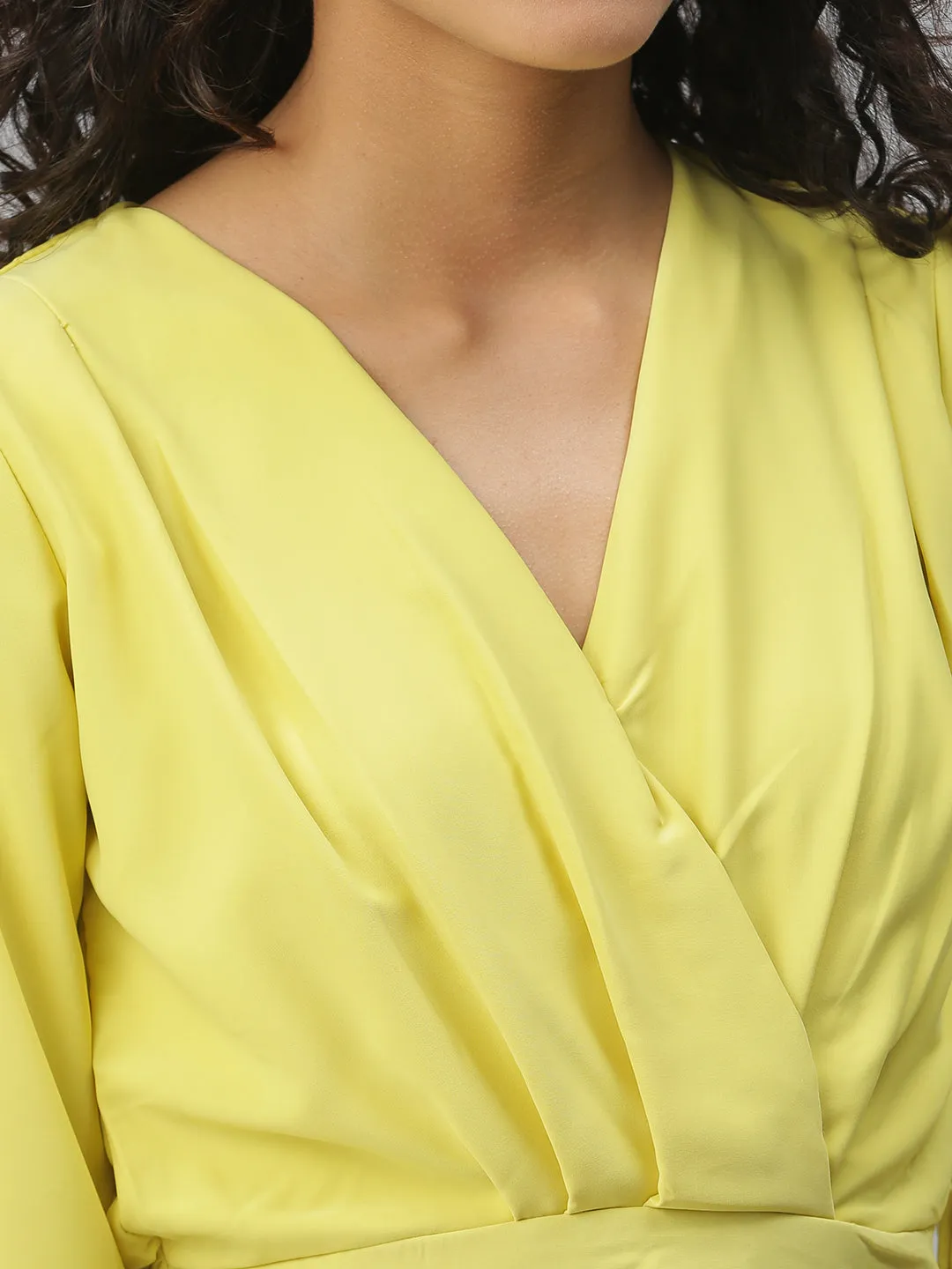 Women Lime green Crepe Cinched Waist Crop Top